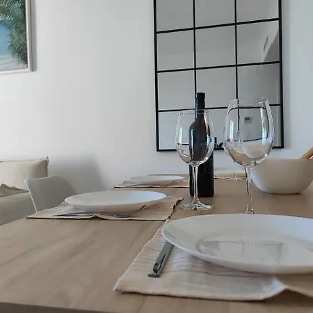 Marina Garden: Jardin Vista Mar • Valle Appartement Manilva