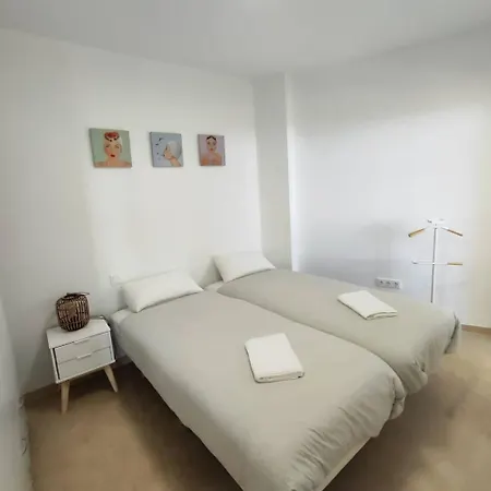 Marina Garden: Jardin Vista Mar • Valle Appartement Manilva